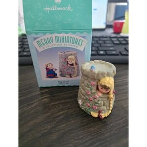 Hallmark Merry Miniatures Rapunzel Tower Figurine 1998 Vintage QSM8483 Sue Tague